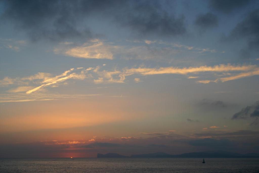B&B Blue Wave อาลเกโร ภายนอก รูปภาพ